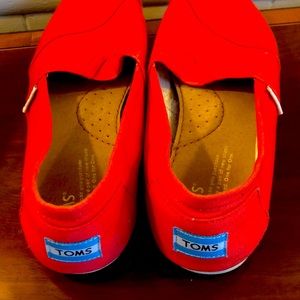 Tom in good condition.